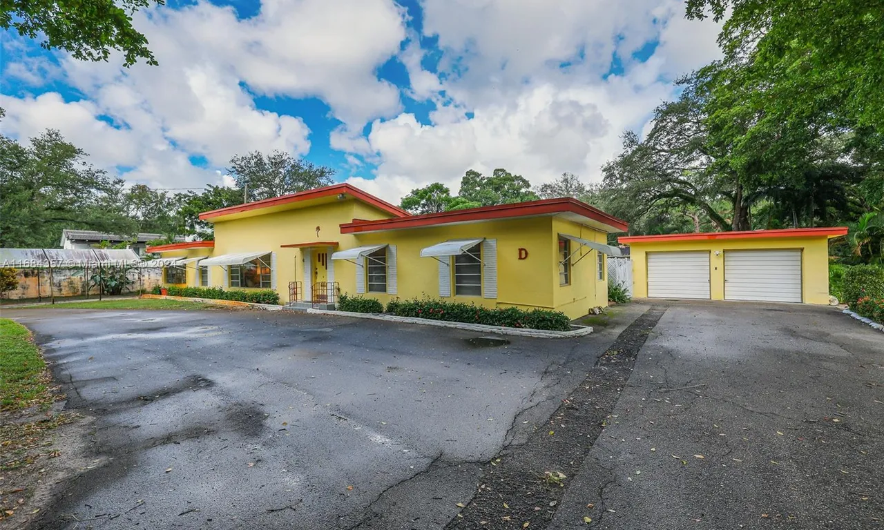 2889 Riverland Rd, Fort Lauderdale FL 33312