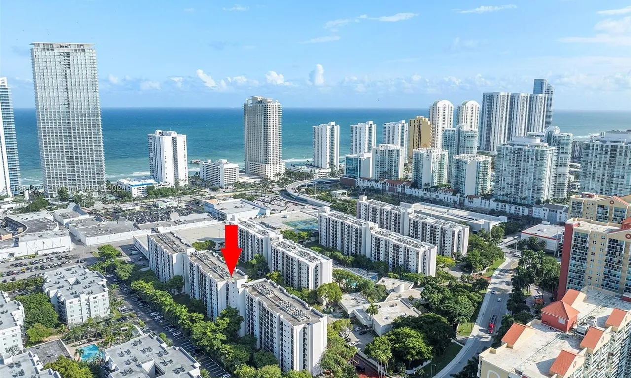 17021 N Bay Rd # 701, Sunny Isles Beach FL 33160