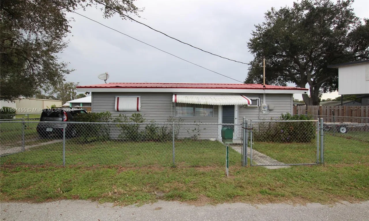 1047 5th Street, Bulkhead Ridge FL 34974