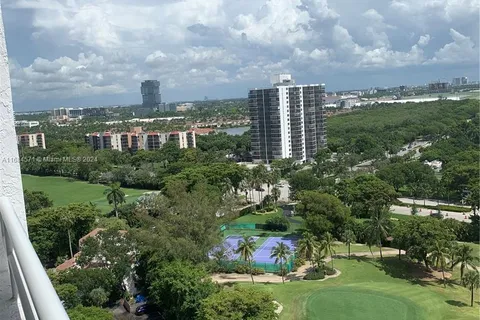 20225 NE 34 CT # 1819, Aventura FL 33180