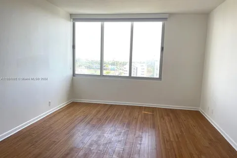 1000 West Ave # 909, Miami Beach FL 33139