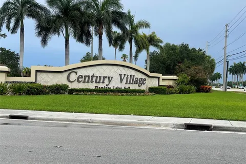 251 SW 134th Way # 303M, Pembroke Pines FL 33027