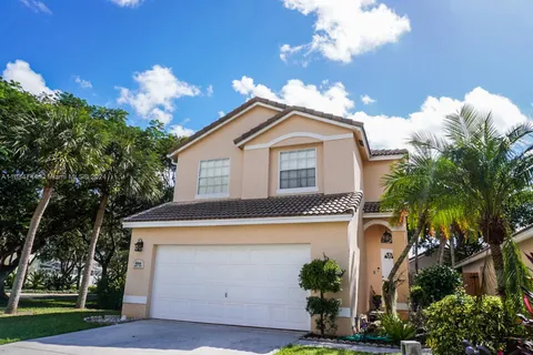 6864 Sugarloaf Key St, Lake Worth FL 33467