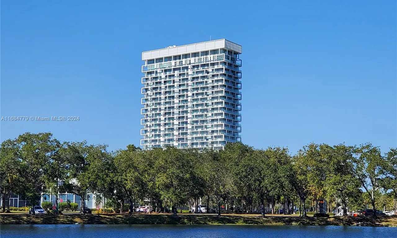 2000 Metropica Way # 1801, Sunrise FL 33323