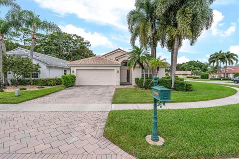 22740 E Royal Crown Ter E, Boca Raton FL 33433