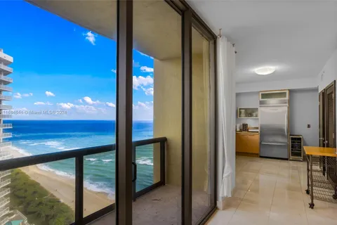 16275 Collins Ave # 2202, Sunny Isles Beach FL 33160