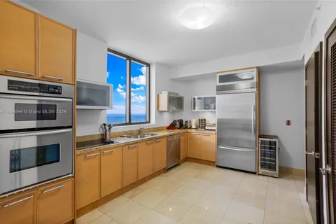 16275 Collins Ave # 2202, Sunny Isles Beach FL 33160