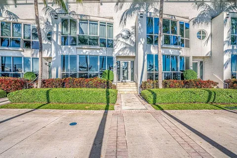 400 Alton Rd # 3M, Miami Beach FL 33139