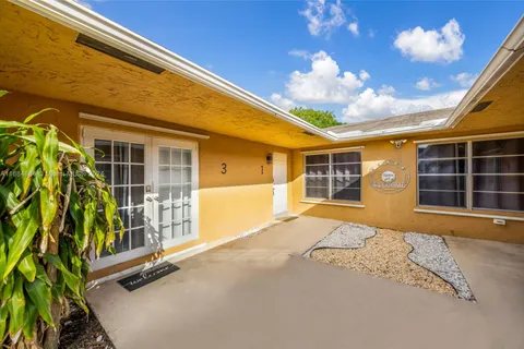 4475 SW 54th Ct, Dania Beach FL 33314