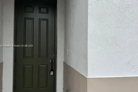 21211 NW 14th Pl # 27, Miami Gardens FL 33169