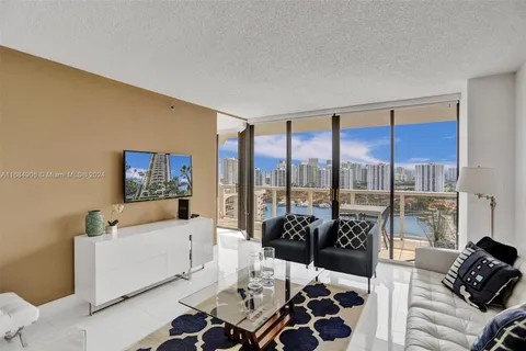 3600 Yacht Club Dr # 1904, Aventura FL 33180