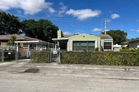 583 NW 47th Ter, Miami FL 33127