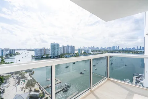 1800 Sunset Harbour Dr 1902/4 Dr, Miami Beach FL 33139