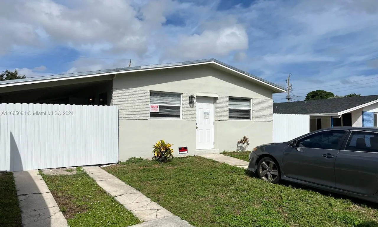 3031 NW 3rd St # 1, Pompano Beach FL 33069