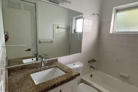 535 S Rainbow Dr # 535, Hollywood FL 33021