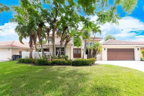 9669 N Carousel Cir N, Boca Raton FL 33434