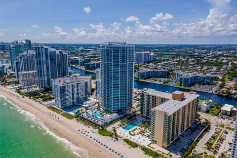 2501 S OCEAN DR, Hollywood FL 33019