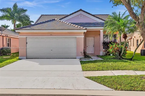 930 Briar Ridge Rd, Weston FL 33327