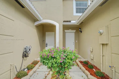 359 SW 122nd Ave # 359, Pembroke Pines FL 33025