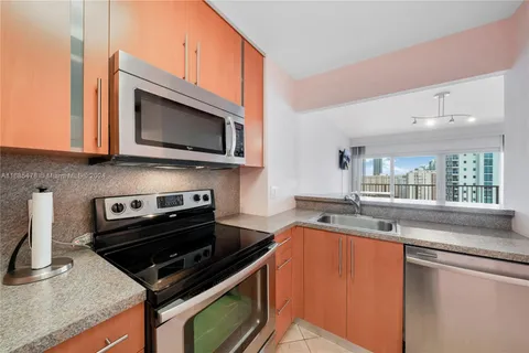 1965 S Ocean Dr # 17H, Hallandale Beach FL 33009