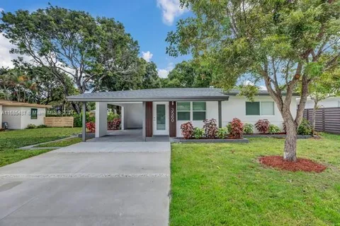 3560 NE 13th Ave, Oakland Park FL 33334