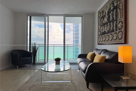 3001 S Ocean Dr # 1423, Hollywood FL 33019