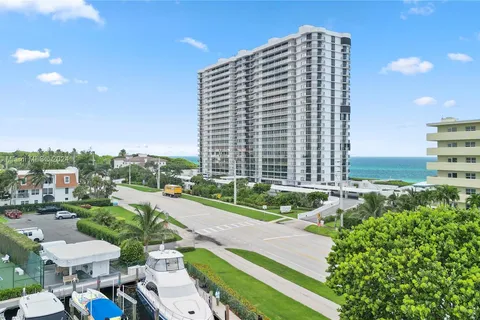 250 S Ocean Blvd # 5, Boca Raton FL 33432