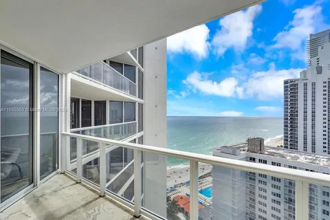 19333 Collins Ave # 2009, Sunny Isles Beach FL 33160