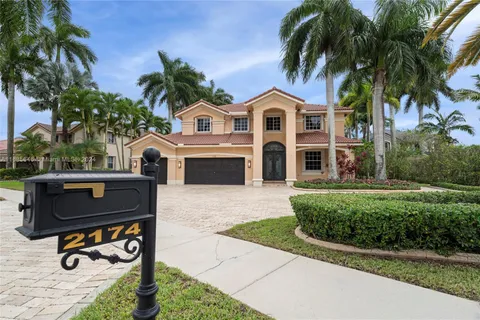 2174 Quail Roost Dr, Weston FL 33327