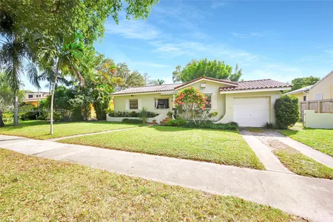 426 NE 102nd St, Miami Shores FL 33138