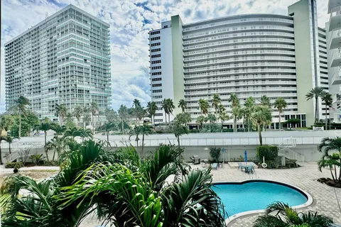 1920 S Ocean Dr # 306, Fort Lauderdale FL 33316