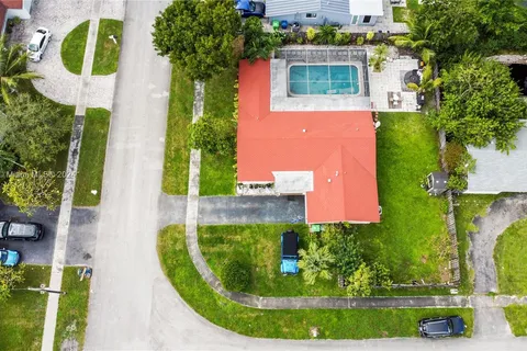 3561 NW 113th Ter, Sunrise FL 33323