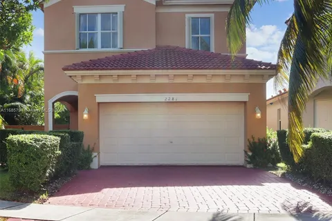 2281 NE 37th Ter, Homestead FL 33033