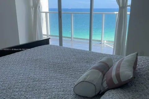 16485 Collins Ave # 1838, Sunny Isles Beach FL 33160