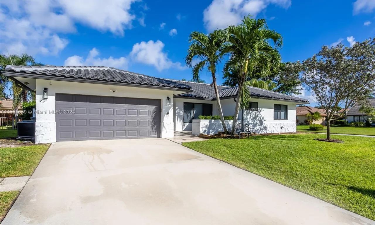 21840 Mountain Sugar Ln, Boca Raton FL 33433