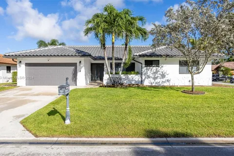 21840 Mountain Sugar Ln, Boca Raton FL 33433