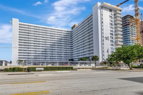 1012 N Ocean Blvd # 1204, Pompano Beach FL 33062