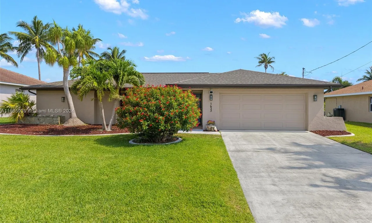 1623 SE 14th, Cape Coral FL 33990