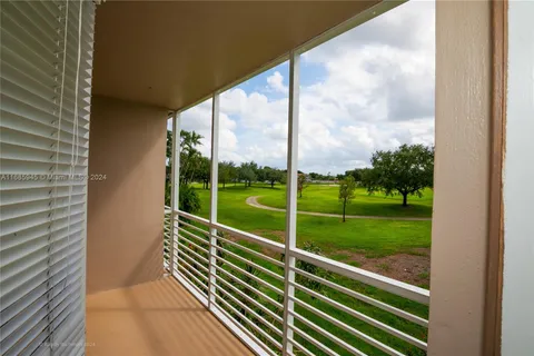 2510 SW 81st Ave # 205, Davie FL 33324