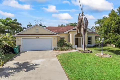 2516 SW Abelard St, Port St. Lucie FL 34953