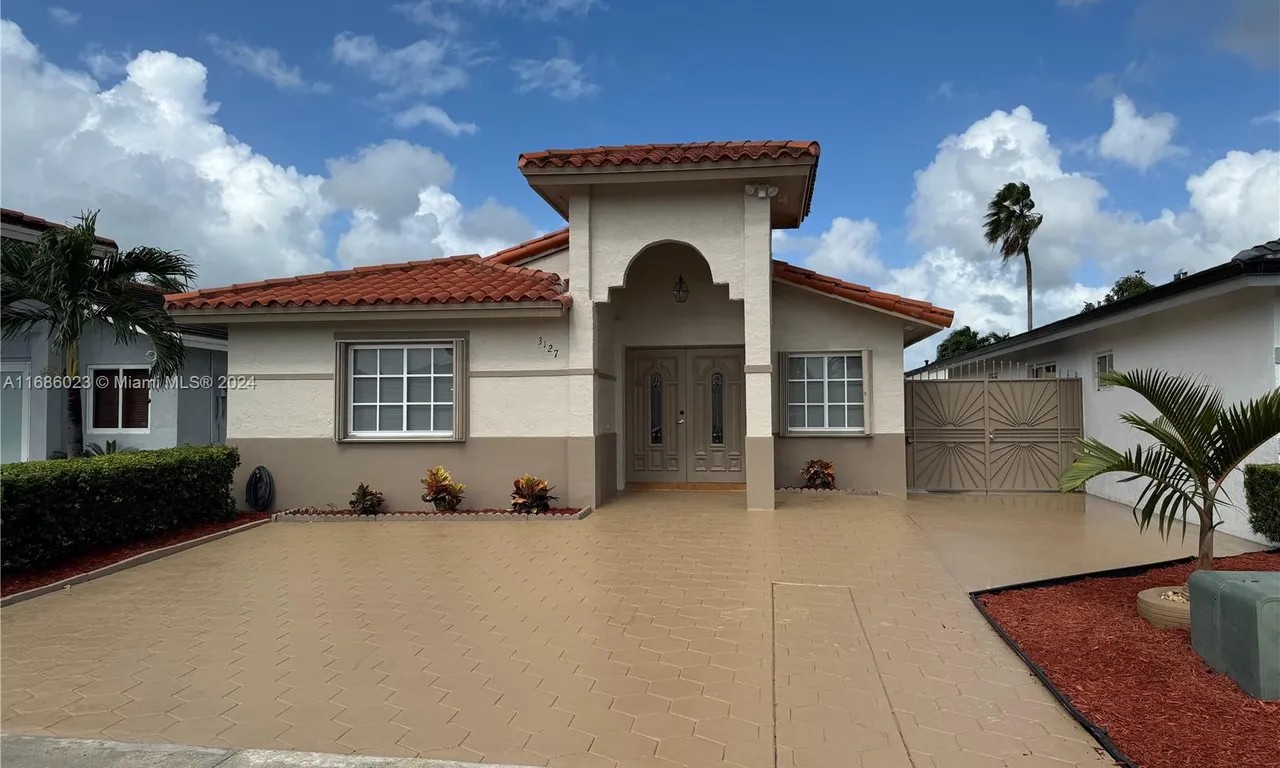 3127 W 69th Pl, Hialeah FL 33018