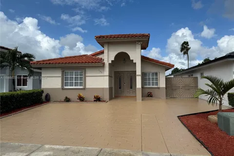 3127 W 69th Pl, Hialeah FL 33018