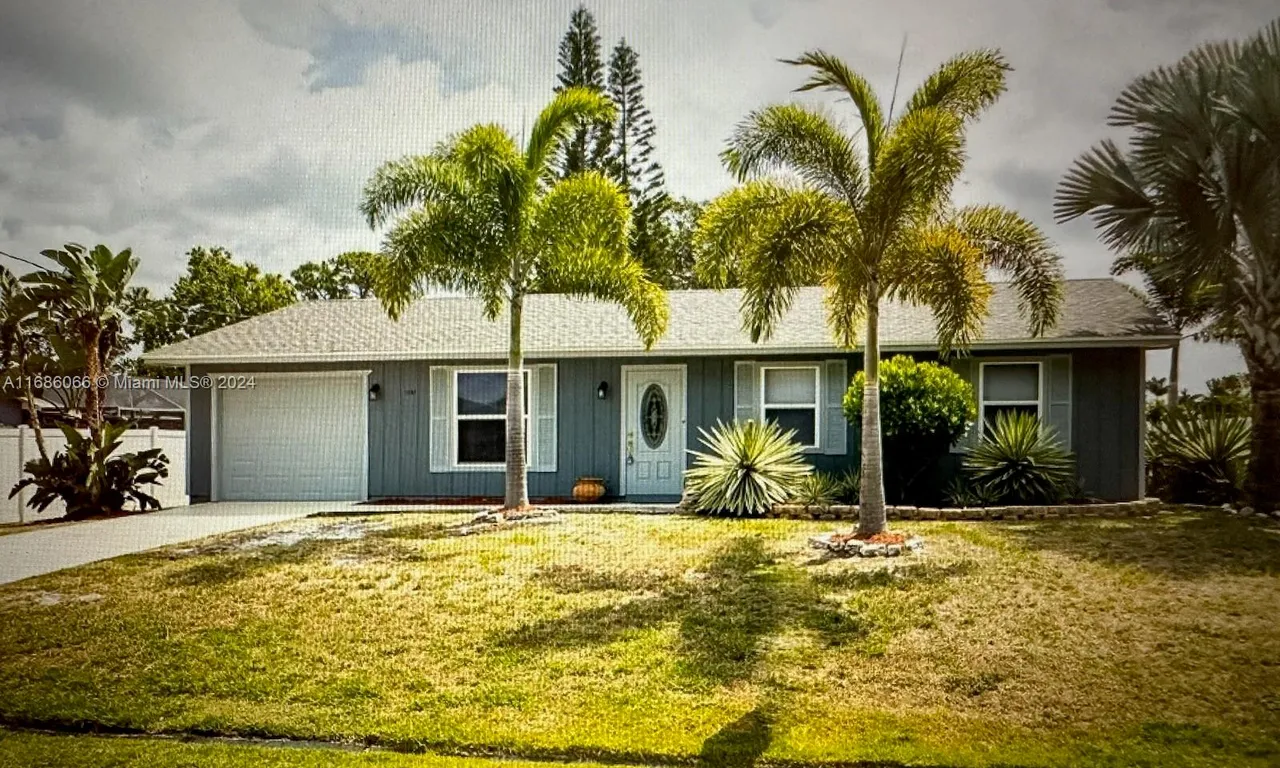 1757 SW Burlington St, Port St. Lucie FL 34984