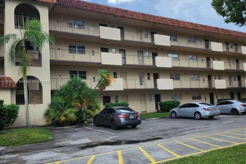 6300 S Falls Cir Dr # 212, Lauderhill FL 33319