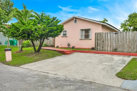 13628 SW 284th Ter, Homestead FL 33033