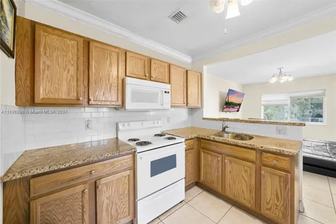 1550 NE 151st Ter, North Miami Beach FL 33162