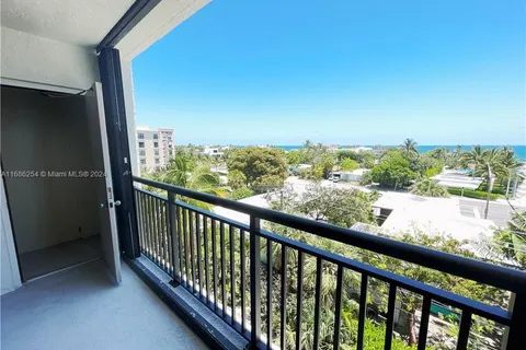 2300 NE 33rd Ave # 606, Fort Lauderdale FL 33305