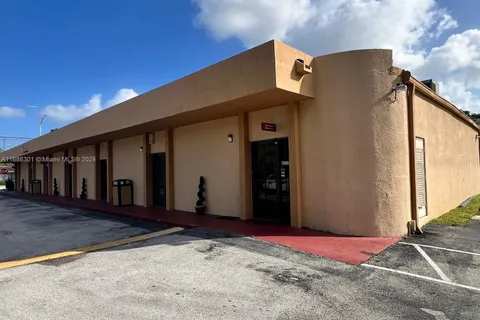 636 NW 183rd St # 42, Miami Gardens FL 33169