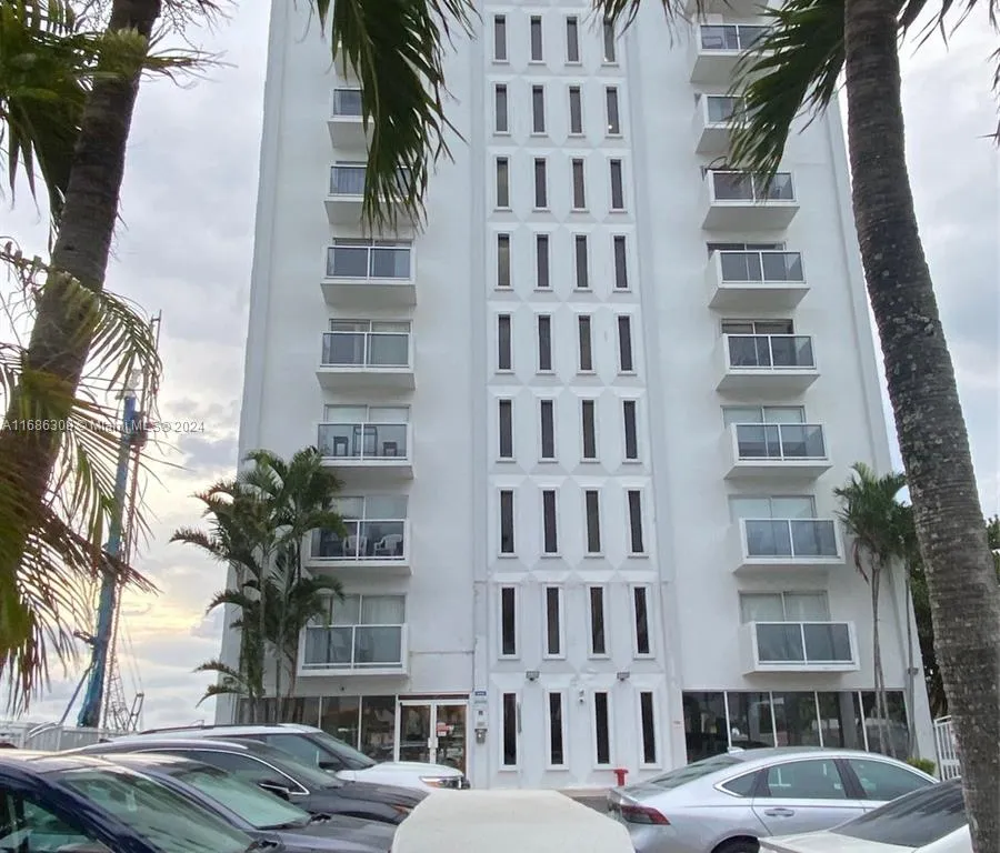 5313 SE Collins Ave # 310, Miami Beach FL 33140