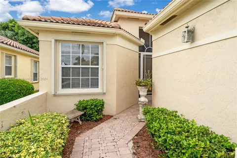 15438 Fiorenza Cir, Delray Beach FL 33446